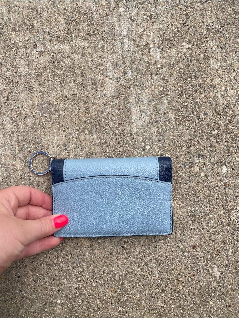 🌈 kate spade Two-Tone Light Blue and Navy Leather Card Case with Key Ring - Picture 2 of 8